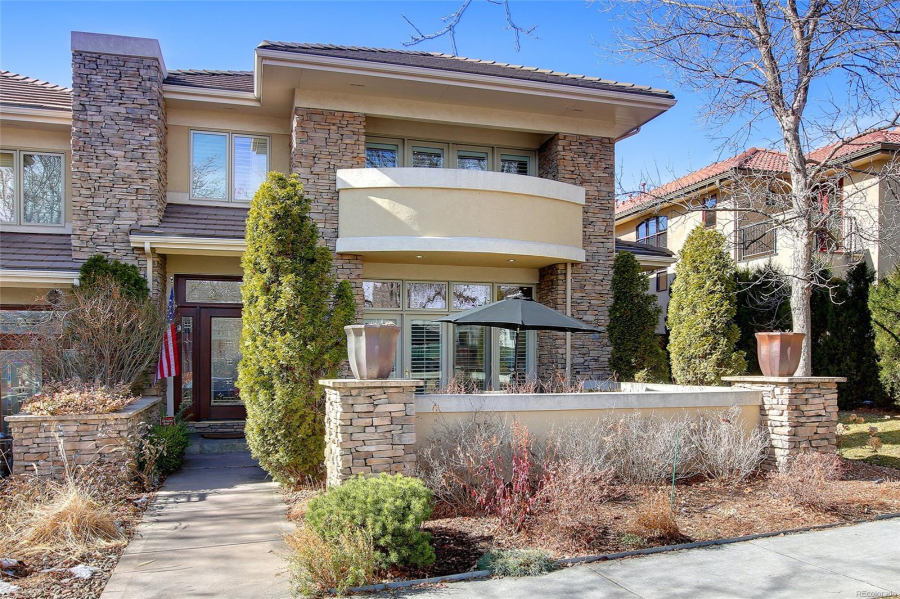 Crush of the week:  Cherry Creek North town home, defying the norm